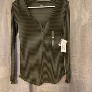 Ana brand green and black thermal